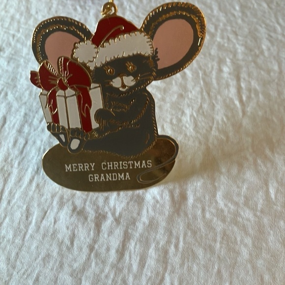 G. Duchin: Vintage 1989 USA Metal Enamel Ornament Mouse- Merry Christmas Grandma - Picture 8 of 12